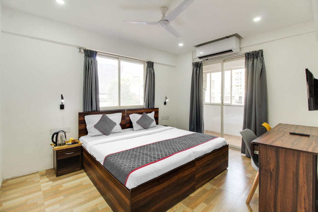 Super Oyo Townhouse 1237 Balewadi 호텔 Méribel Village 외부 사진