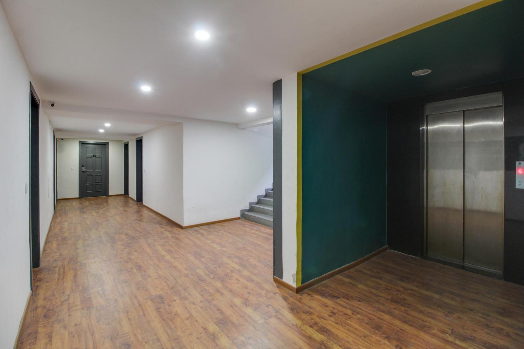 Super Oyo Townhouse 1237 Balewadi 호텔 Méribel Village 외부 사진